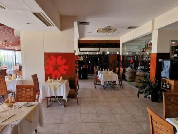 studio restaurant for sale dekeleia larnaca 1502117 image 14255041