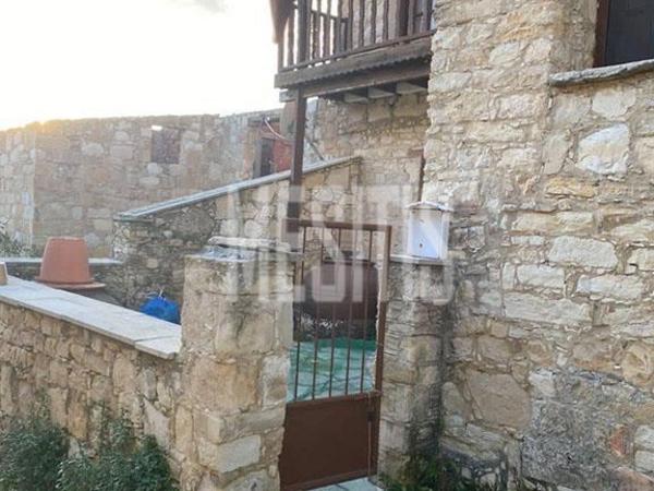 2 bedroom detached house for sale vouni limassol 975717 image 10489329