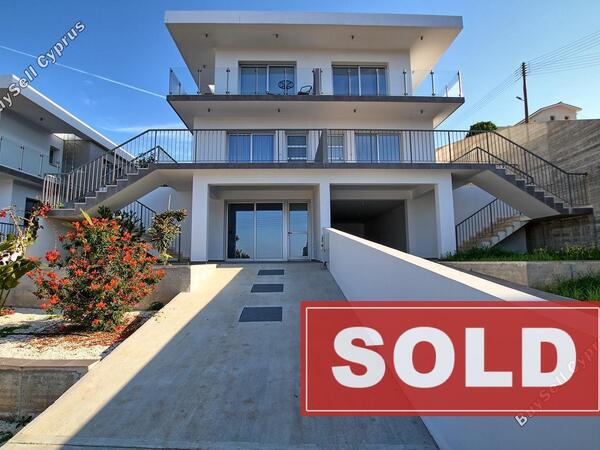 4 bedroom semi detached house sold tala paphos 770427 image 626740