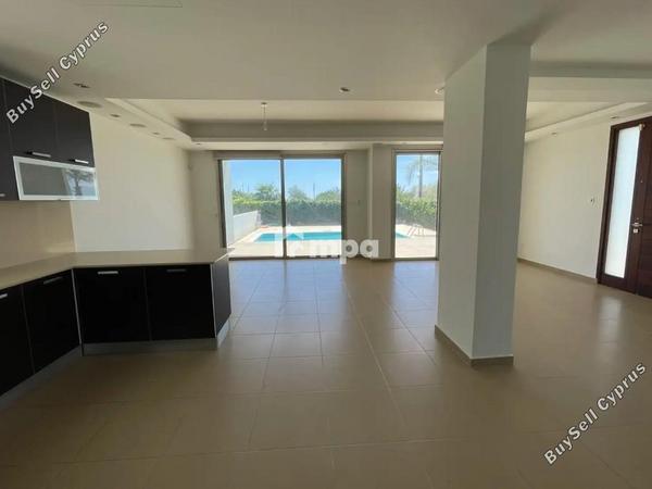 3 bedroom ground floor apartment for sale pervolia larnaca 7980337 image 11624452
