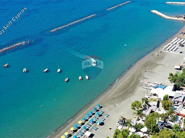 4 bedroom penthouse for sale potamos germasogeias limassol 7884837 image 15995060