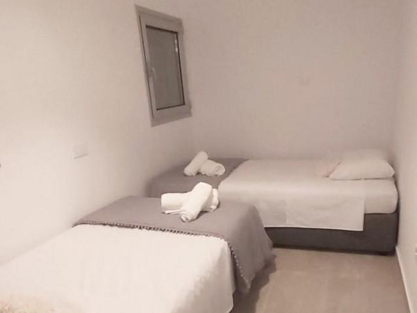2 bedroom ground floor apartment for sale tombs of the kings paphos 8360747 image 16097850