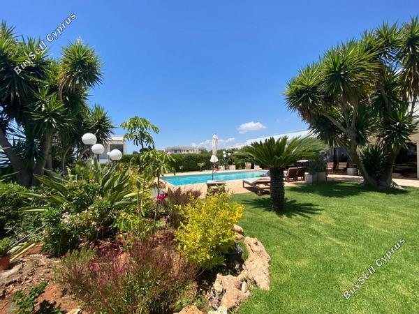 7 bedroom detached house for sale agios tychonas limassol 1677757 image 5148595