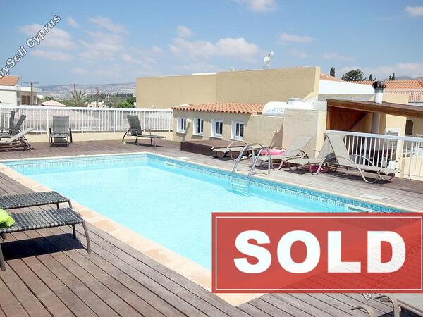 1 bedroom apartment sold kissonerga paphos 670567 image 395197