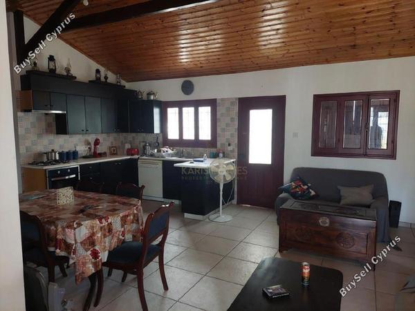 3 bedroom semi detached house for sale evrychou nicosia 1753877 image 7451121