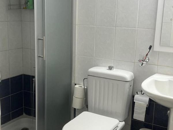 3 bedroom apartment for rent agios tychonas limassol 7653087 image 14082402