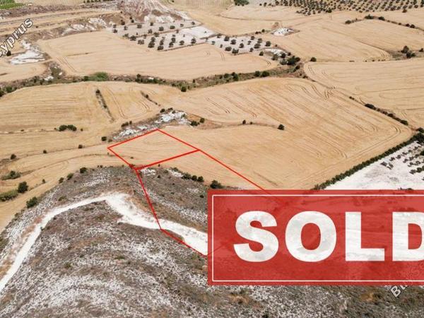 land sold pera orinis nicosia 839687 image 2961245