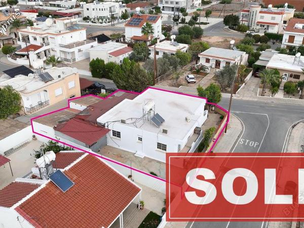 3 bedroom bungalow sold deryneia famagusta 7982787 image 11776067