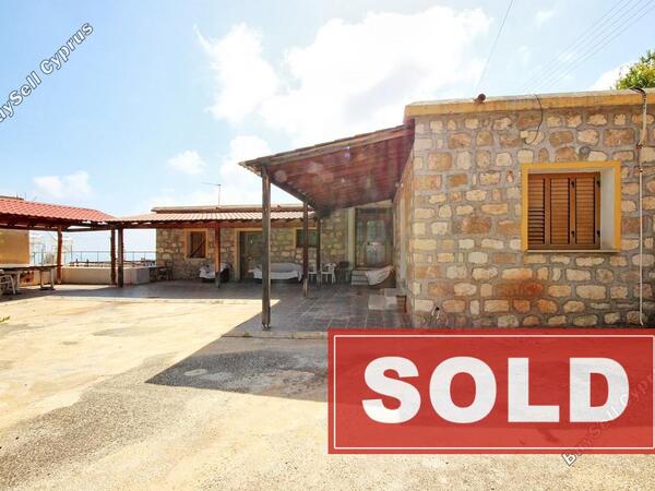 3 bedroom semi detached bungalow sold peyia paphos 623787 image 310290