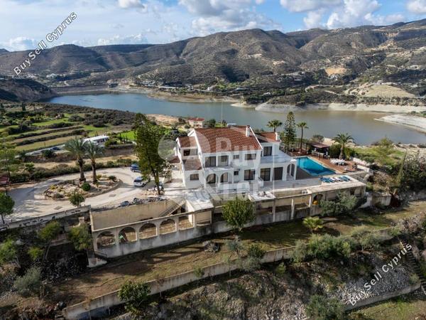 7 bedroom detached house for sale foinikaria limassol 1614497 image 12583281
