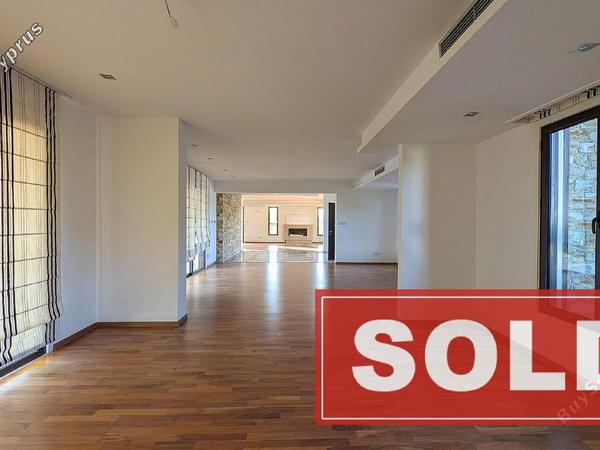6 bedroom detached house sold dromolaxia larnaca 7814797 image 10646785