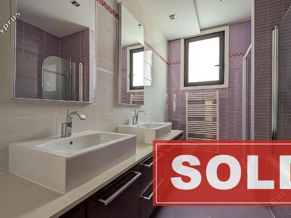 6 bedroom detached house sold dromolaxia larnaca 7814797 image 10646799
