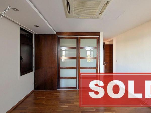 6 bedroom detached house sold dromolaxia larnaca 7814797 image 10646806