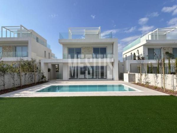 6 bedroom detached house for sale paralimni famagusta 1891108 image 10547220