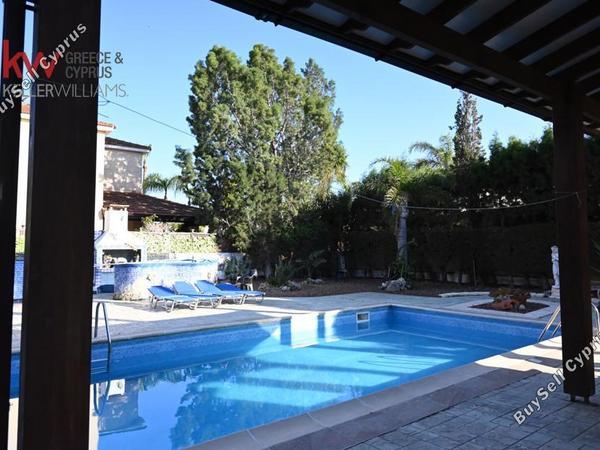 4 bedroom apartment for sale pervolia larnaca 8620608 image 16157383