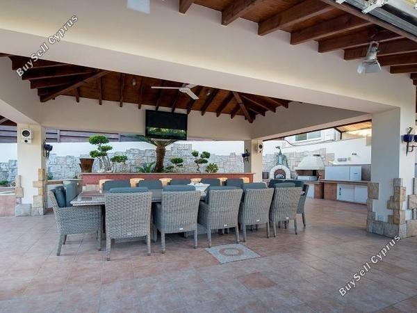 8 bedroom detached house for sale agios tychonas limassol 1932218 image 14472985