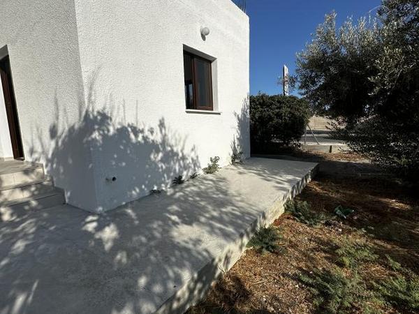 4 bedroom town house for sale pervolia larnaca 1521518 image 11320105
