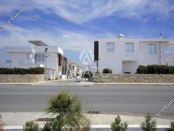 4 bedroom detached house for sale dromolaxia larnaca 957618 image 9262549