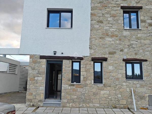 3 bedroom maisonette for sale pyrgos limassol limassol 1263818 image 15856517