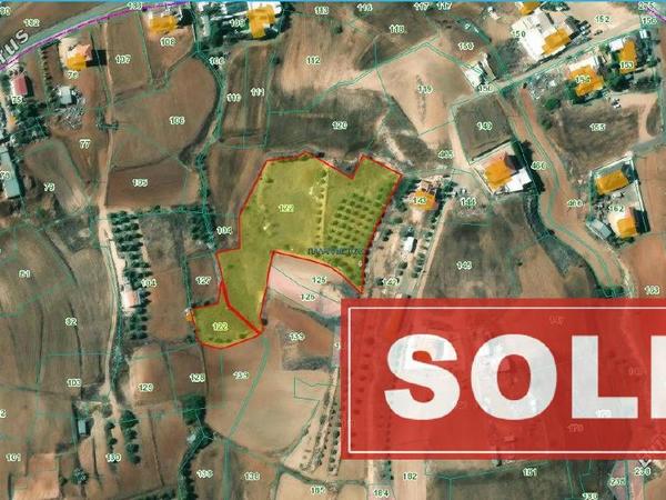 land sold palaiometocho nicosia 1368818 image 14824160