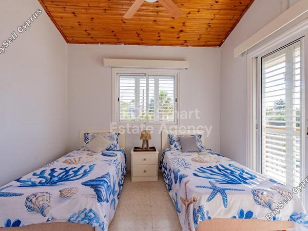 2 bedroom semi detached house for rent pervolia larnaca 8633328 image 16819802