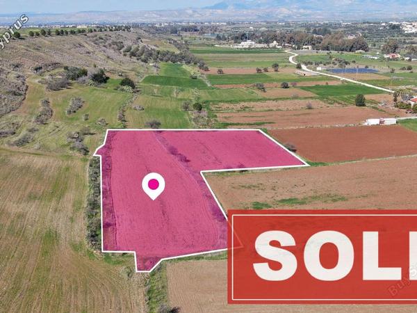 land sold orounta nicosia 1057528 image 2828853