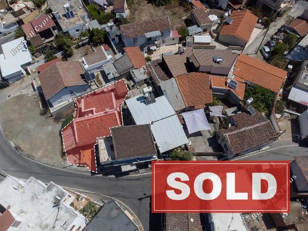 2 bedroom semi detached bungalow sold lythrodontas nicosia 1638638 image 4669770