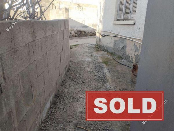 2 bedroom semi detached bungalow sold lythrodontas nicosia 1638638 image 4669774
