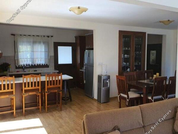 9 bedroom detached house for sale moniatis limassol 1543948 image 3833882