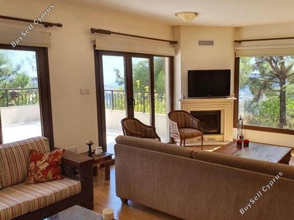 9 bedroom detached house for sale moniatis limassol 1543948 image 3833886