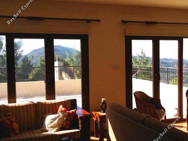 9 bedroom detached house for sale moniatis limassol 1543948 image 3833889