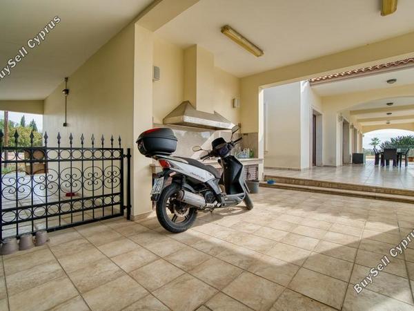 7 bedroom detached house for sale emba paphos 7738158 image 15640517