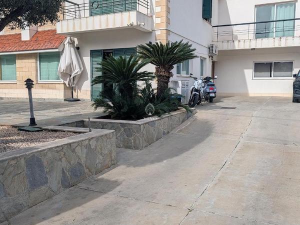 studio commercial building for rent petrou kai pavlou limassol 8113258 image 14055936