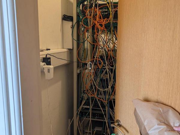 studio commercial building for rent petrou kai pavlou limassol 8113258 image 14055939