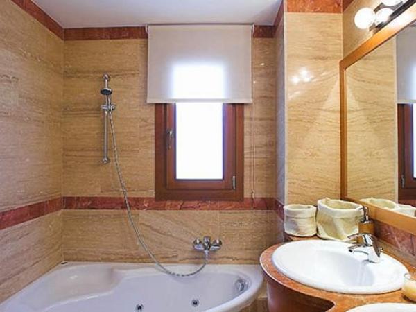 5 bedroom detached house for sale aphrodite hills paphos 7739958 image 12581031