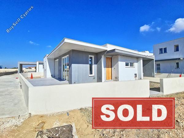 3 bedroom bungalow sold xylofagou larnaca 1583368 image 9357394