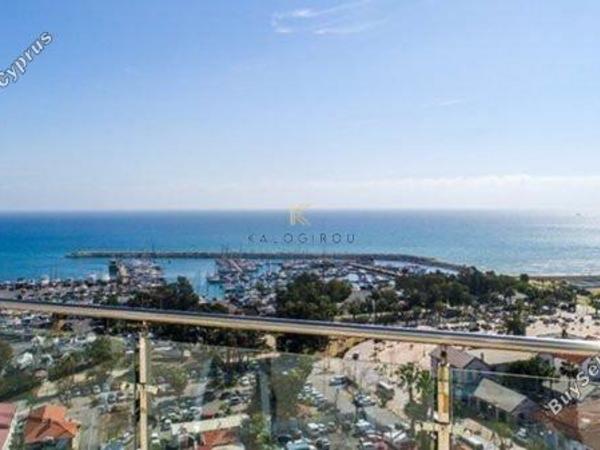 3 bedroom penthouse for sale chrysopolitissa larnaca 1195468 image 5579353