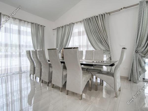 4 bedroom bungalow for sale sea caves peyia paphos 7734778 image 12539205