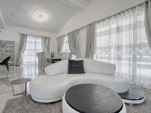 4 bedroom bungalow for sale sea caves peyia paphos 7734778 image 12539214