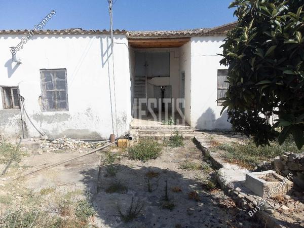3 bedroom town house for sale pera orinis nicosia 1784788 image 13728189