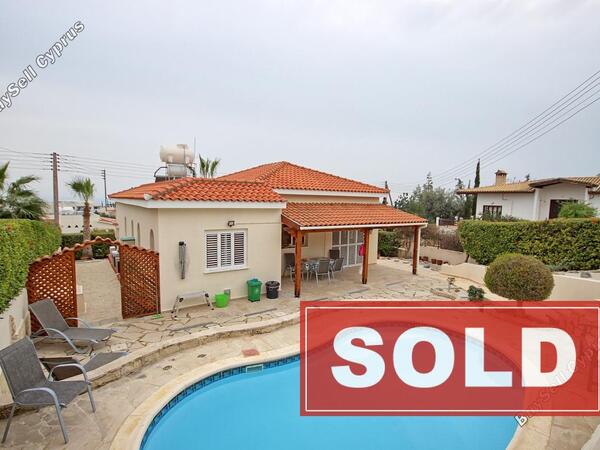 2 bedroom bungalow sold peyia paphos 679309 image 404019