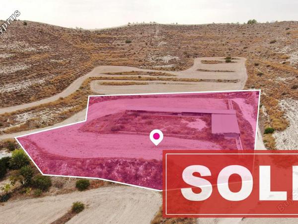 land sold aradippou larnaca 1237609 image 2587038