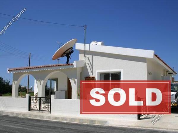 2 bedroom bungalow sold emba paphos 216019 image 76471
