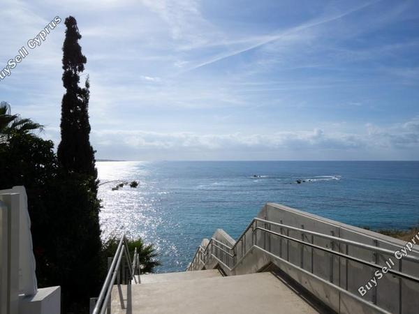 2 bedroom ground floor apartment for sale coral bay paphos 8072119 image 14182782