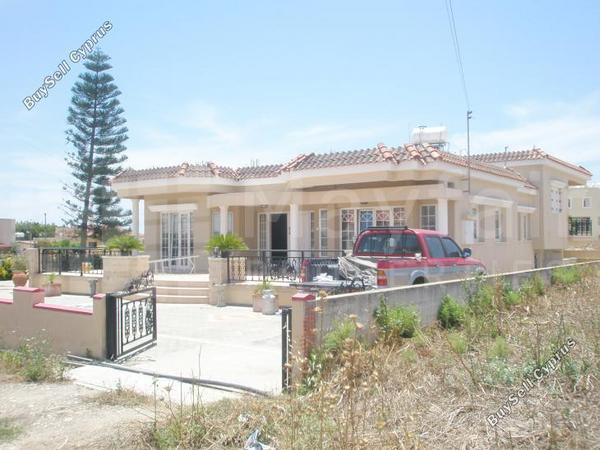 3 bedroom detached house for sale dromolaxia larnaca 7870719 image 11379049