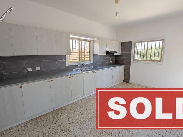 2 bedroom bungalow sold deryneia famagusta 7813819 image 10646318