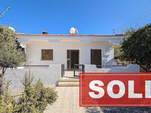 2 bedroom bungalow sold deryneia famagusta 7813819 image 10646325