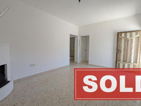 2 bedroom bungalow sold deryneia famagusta 7813819 image 10646328