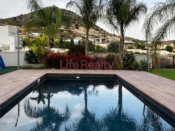 6 bedroom detached house for sale palodeia limassol 8608029 image 15786117