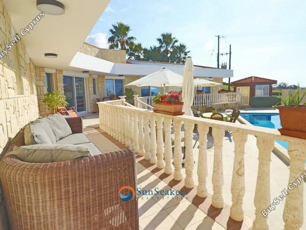 3 bedroom bungalow for sale peyia paphos 8529439 image 17108372